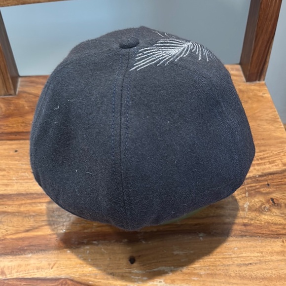 Goorin Bros Black and Gold Embroidered Hat - Picture 2 of 10